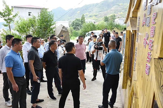 13 振興茶產(chǎn)業(yè) 媒體來助力 廈門市安溪商會組織媒體記者走進安溪茶鄉(xiāng)1086.png